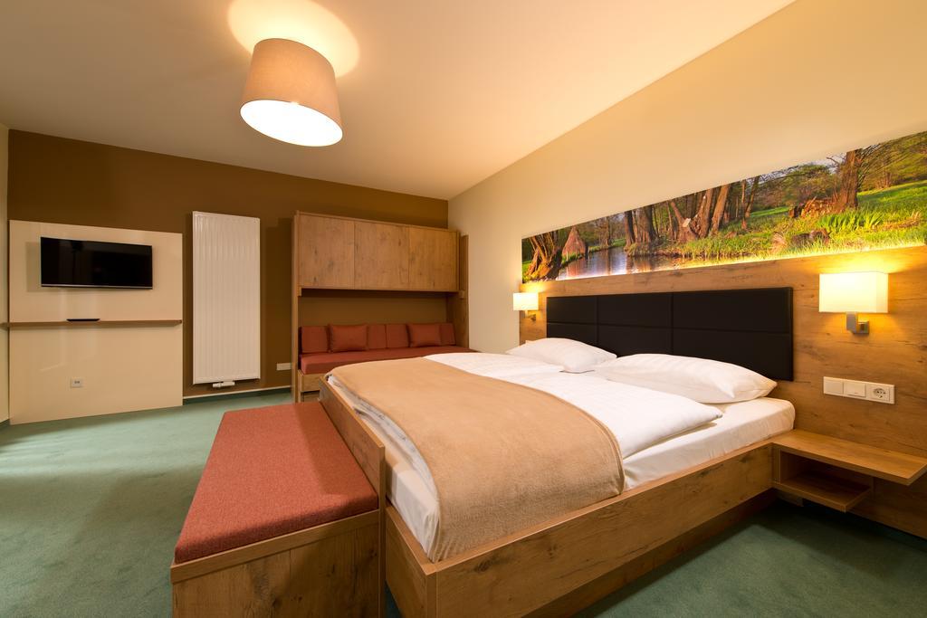 Spreewaldhotel Stephanshof Lubben Ngoại thất bức ảnh