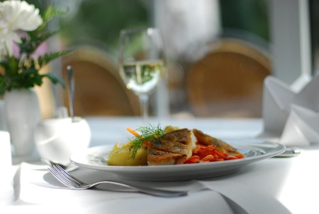 Spreewaldhotel Stephanshof Lubben Ngoại thất bức ảnh